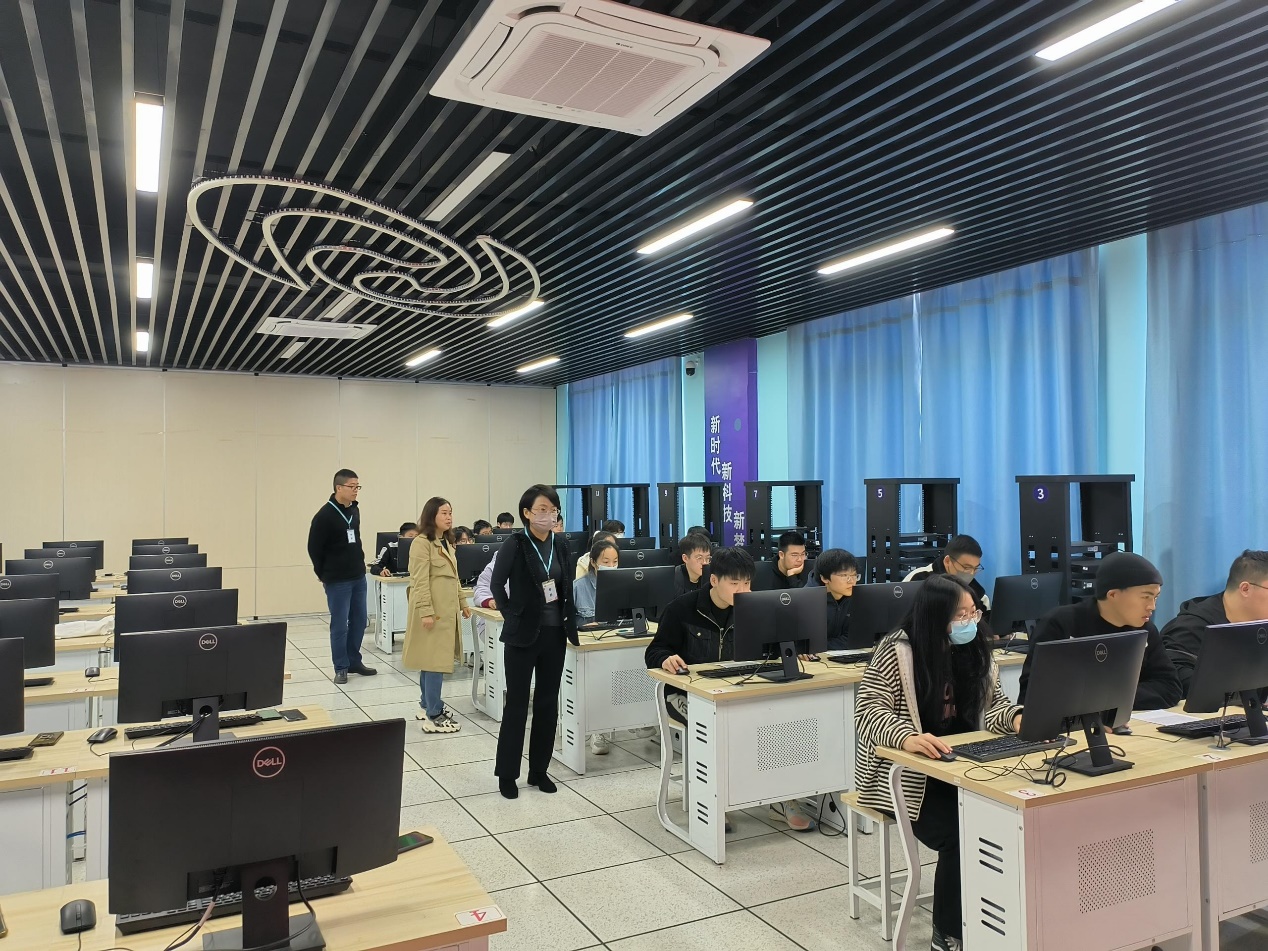 “1+X”Web前端开发职业技能等级考试圆满完成，教育信息科学技术开发再上新台阶